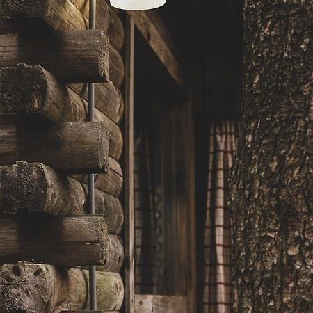 Avenwood Cabins Лоуган Екстериор снимка