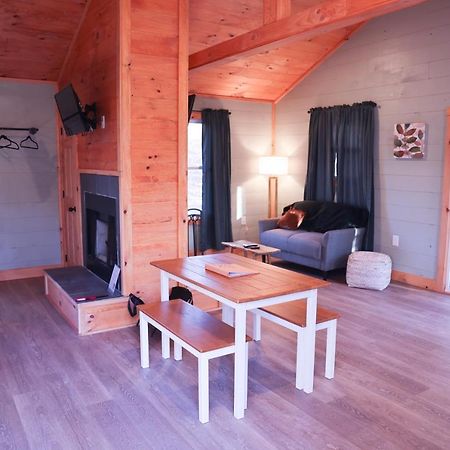 Avenwood Cabins Лоуган Екстериор снимка