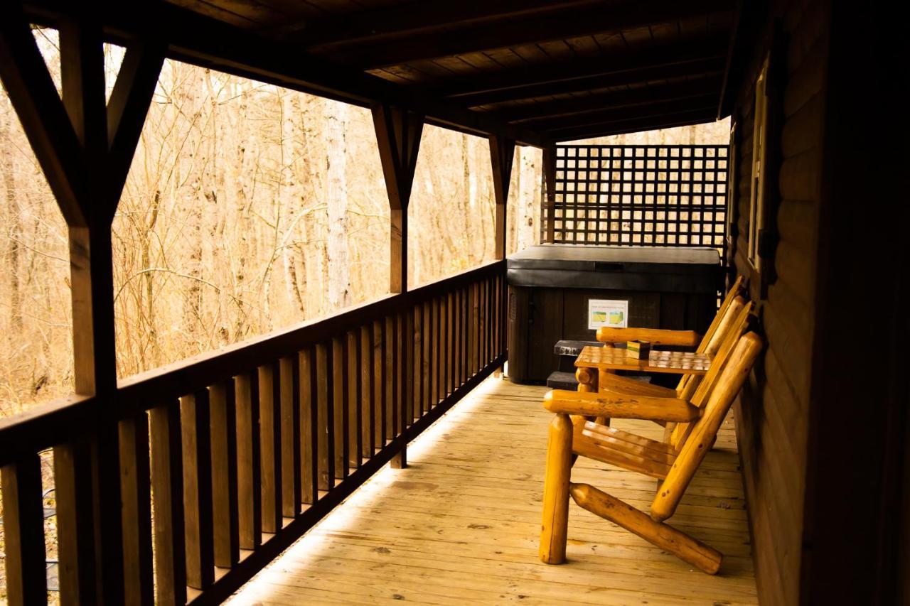 Avenwood Cabins Лоуган Екстериор снимка