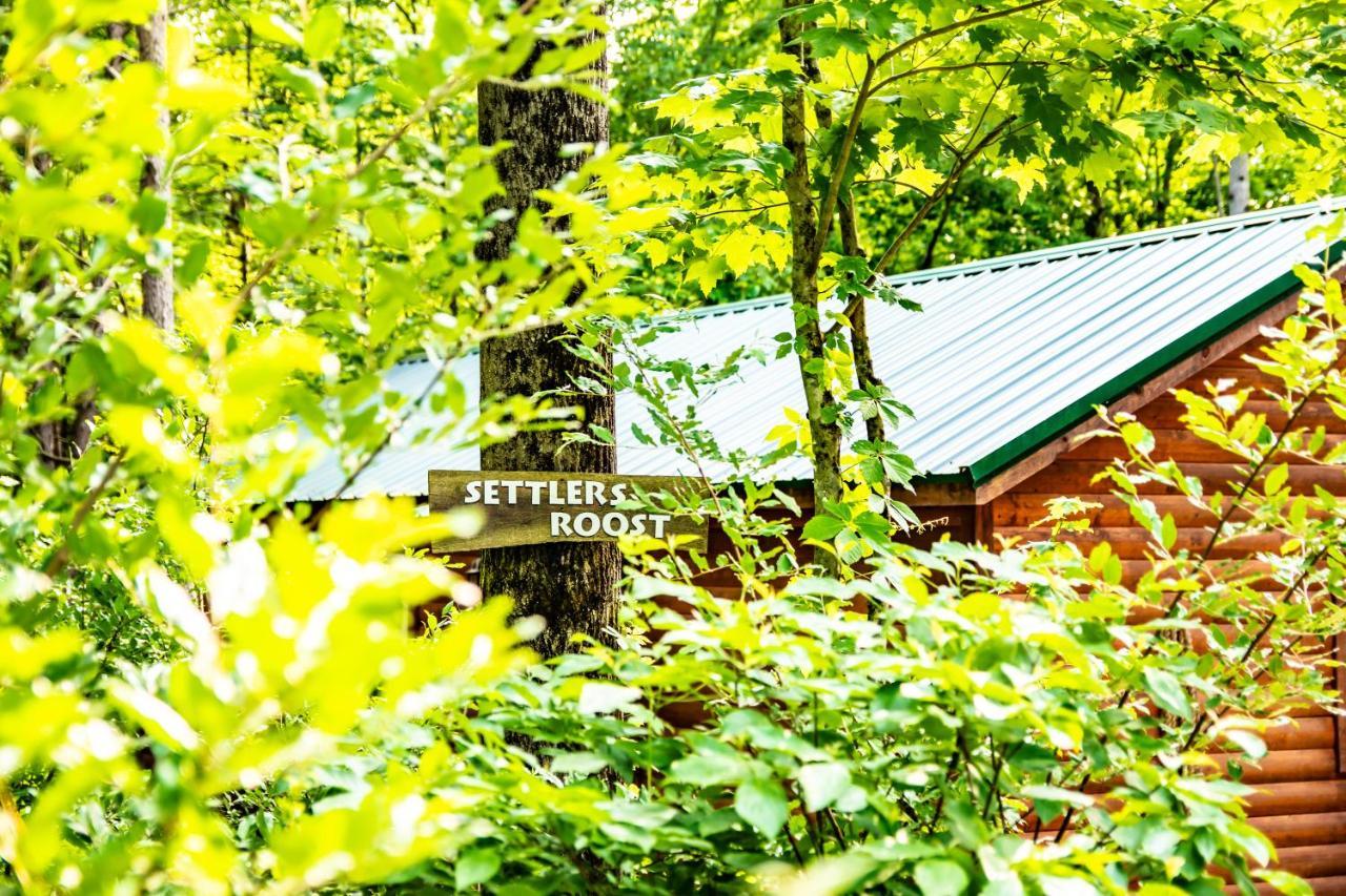 Avenwood Cabins Лоуган Екстериор снимка