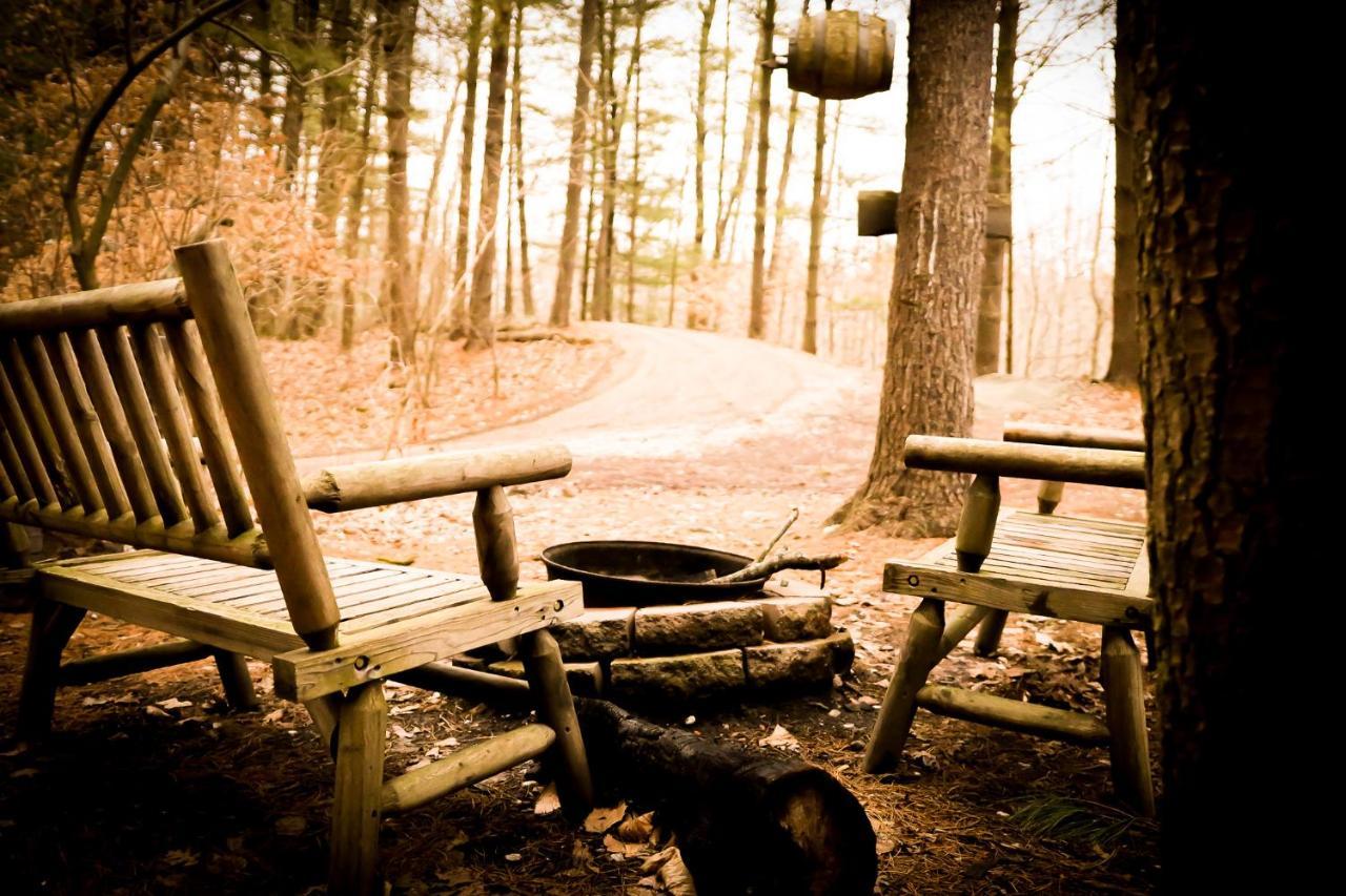 Avenwood Cabins Лоуган Екстериор снимка
