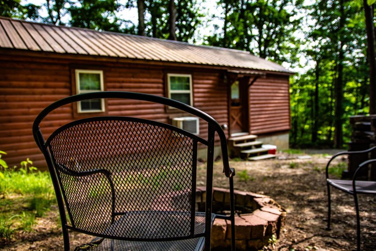 Avenwood Cabins Лоуган Екстериор снимка