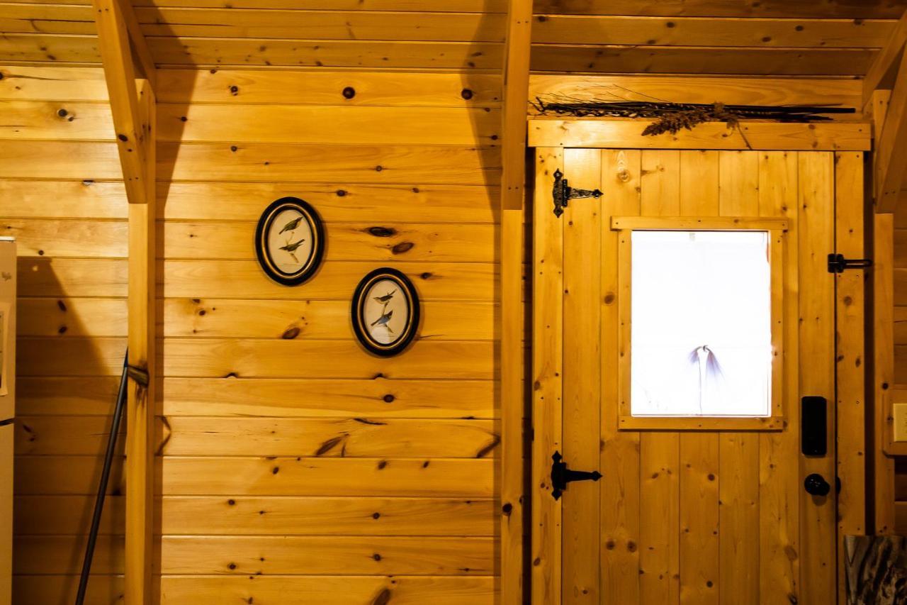 Avenwood Cabins Лоуган Екстериор снимка