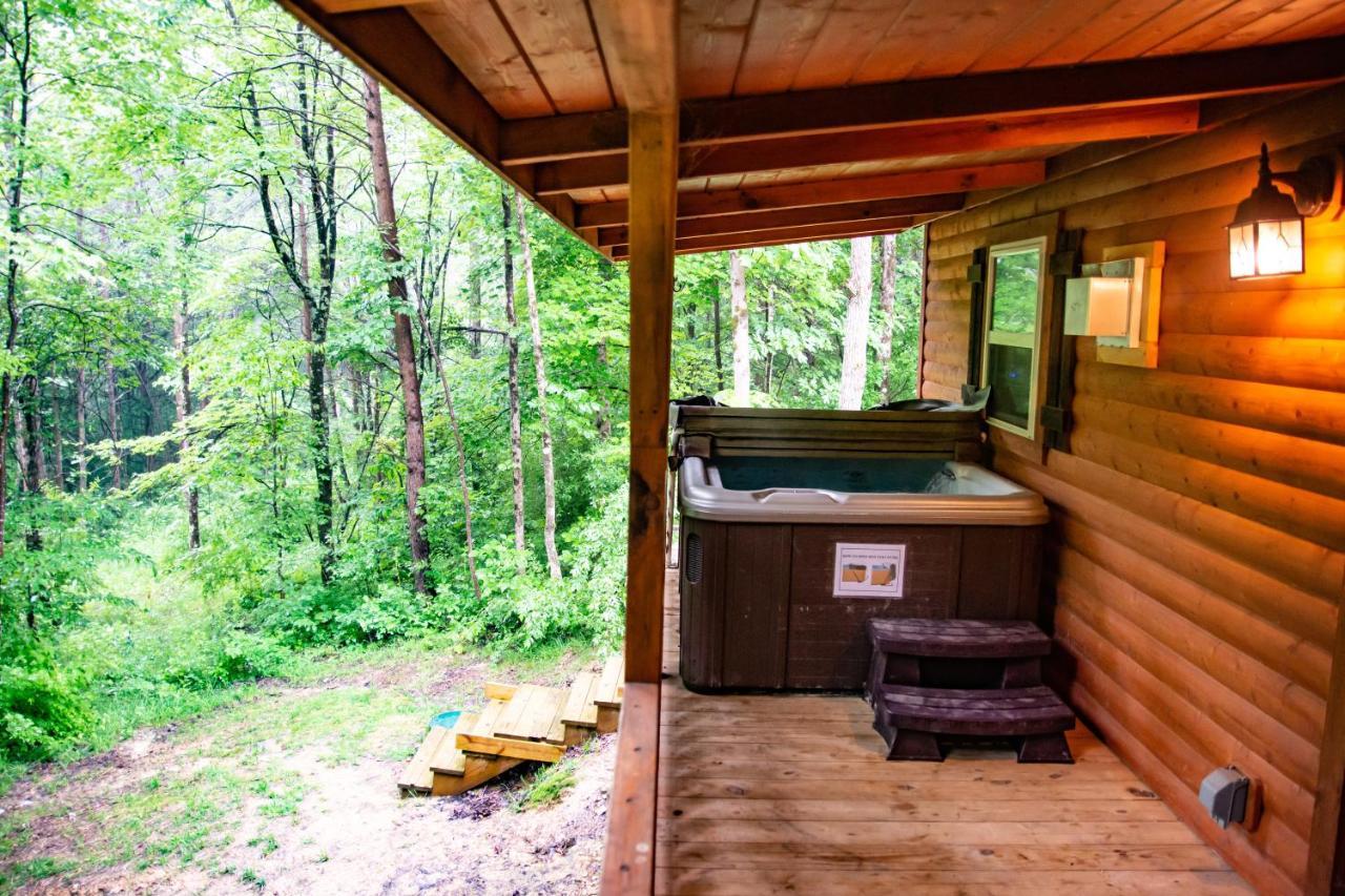 Avenwood Cabins Лоуган Екстериор снимка