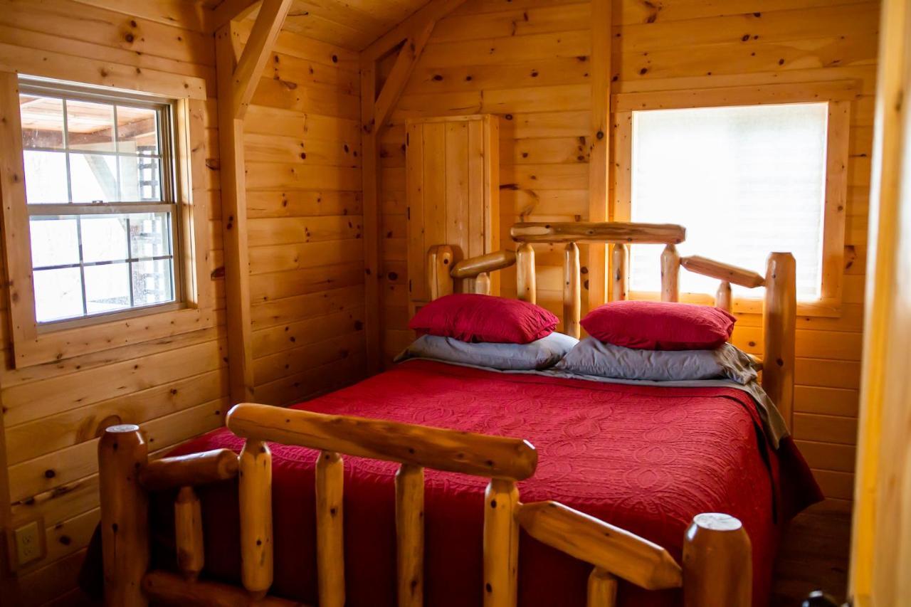 Avenwood Cabins Лоуган Екстериор снимка