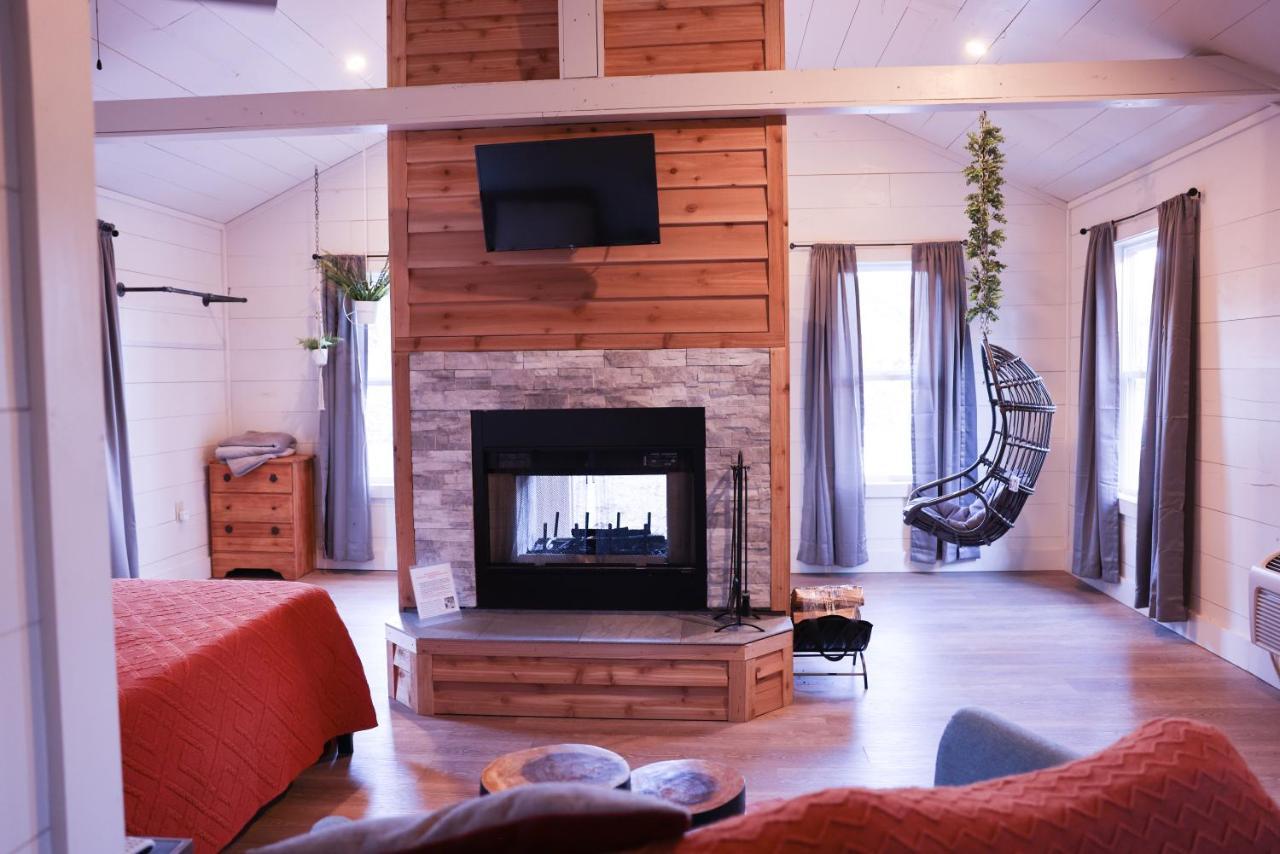 Avenwood Cabins Лоуган Екстериор снимка